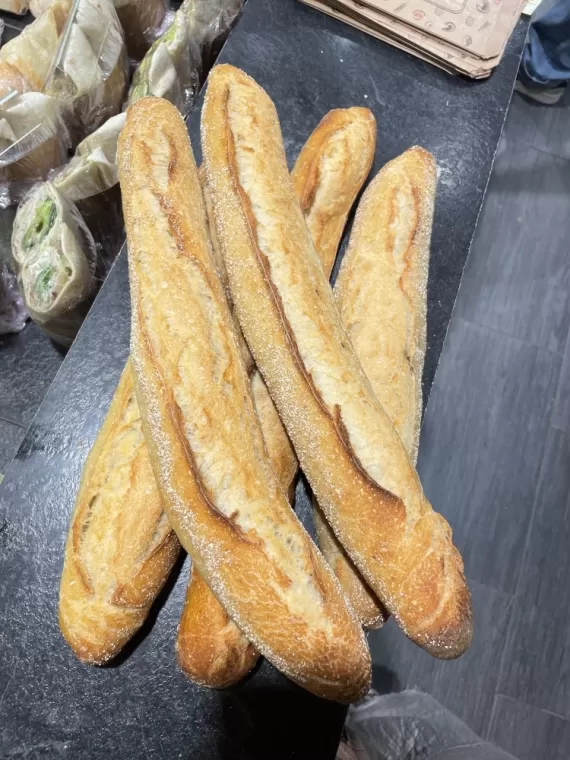 Découvrez Notre Nouvelle Baguette au Levain : Un Goût Authentique et Artisanal