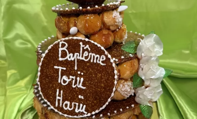 pièce montée baptême berceau choux vanille 