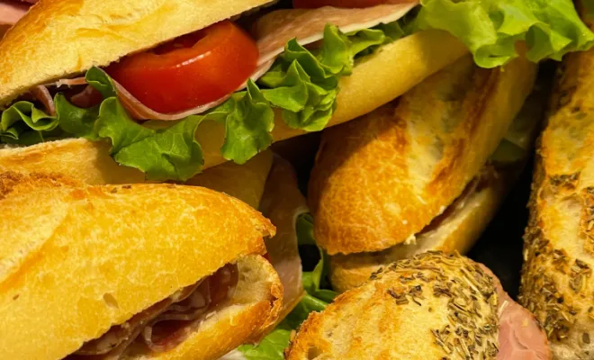 Entreprise de traiteur, Montceau-les-Mines, Boulangerie Pâtisserie Arnody